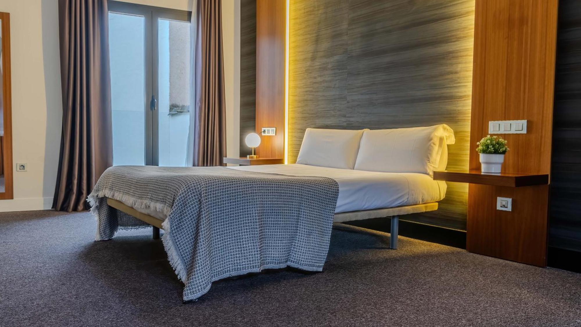 Hotel Barrio Humedo By Gaiarooms Leon Ngoại thất bức ảnh